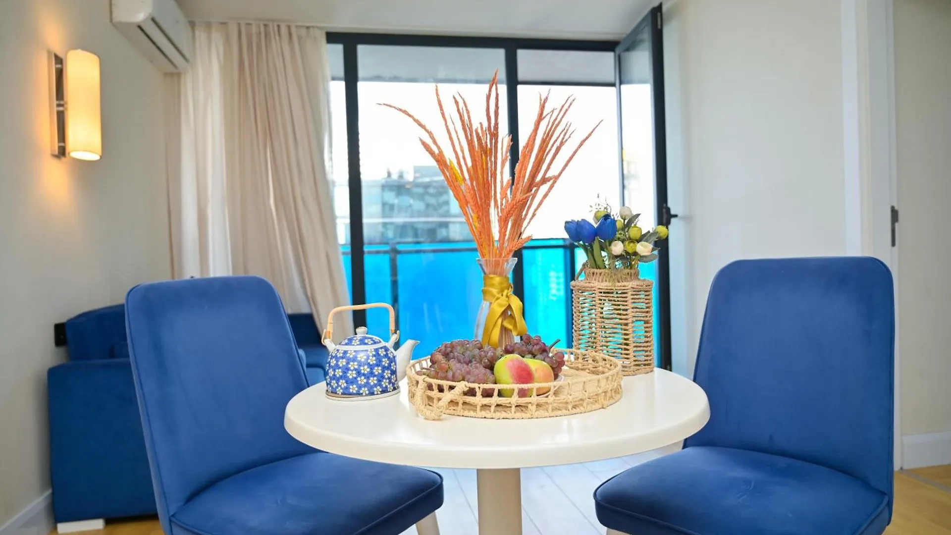 Modern Sea View Aparthotel In Orbi City Batumi
