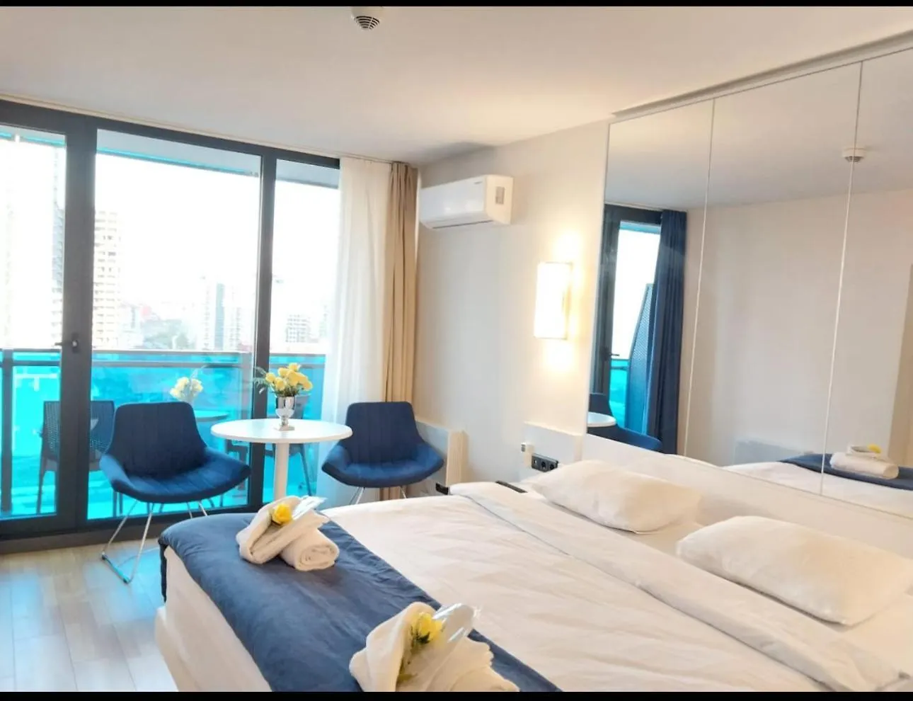 Modern Sea View Aparthotel In Orbi City Batumi
