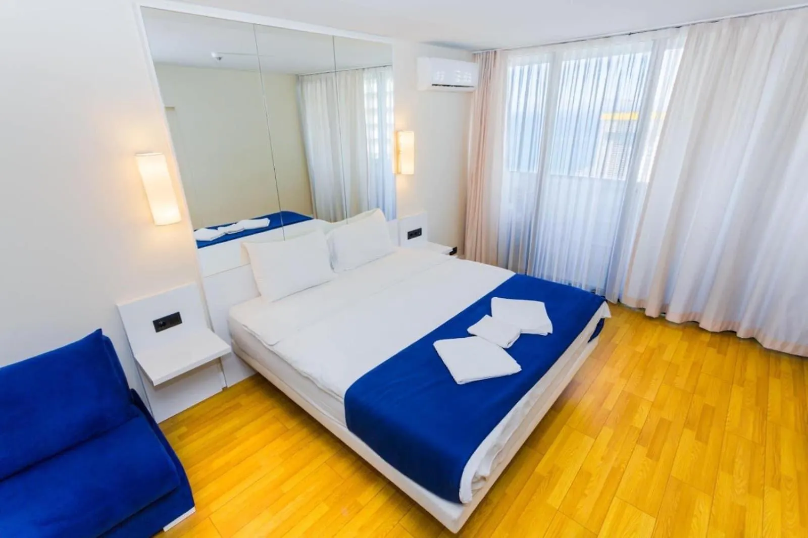 Modern Sea View Aparthotel In Orbi City Batumi